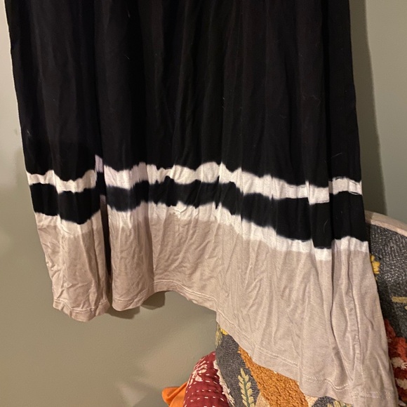 Sundress - Picture 3 of 5